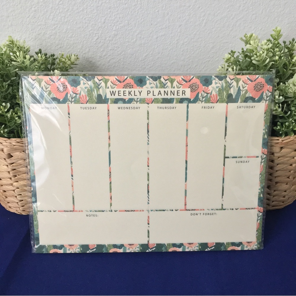 Forrest & Flower Cottagecore Weekly Planner Notepad